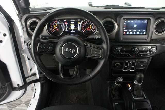 2022 Jeep Gladiator Willys