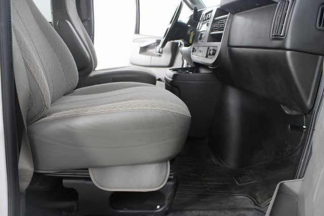 2016 Chevrolet Express Passenger 3500 LT