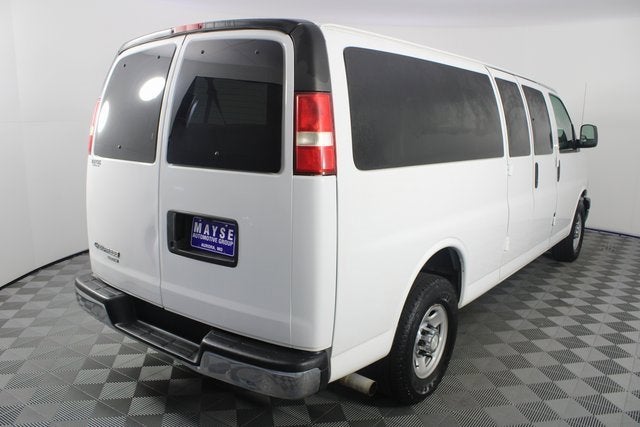 2016 Chevrolet Express Passenger 3500 LT