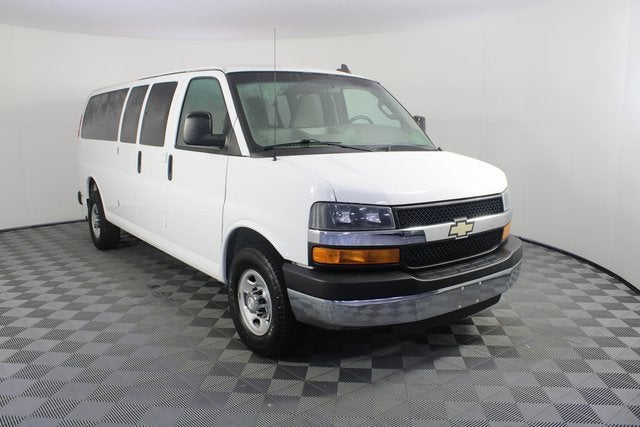 2016 Chevrolet Express Passenger 3500 LT
