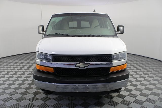 2016 Chevrolet Express Passenger 3500 LT