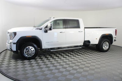 2026 GMC Sierra 3500 HD Denali DRW