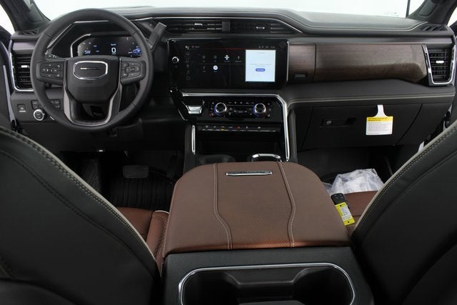 2026 GMC Sierra 3500 HD Denali Ultimate DRW