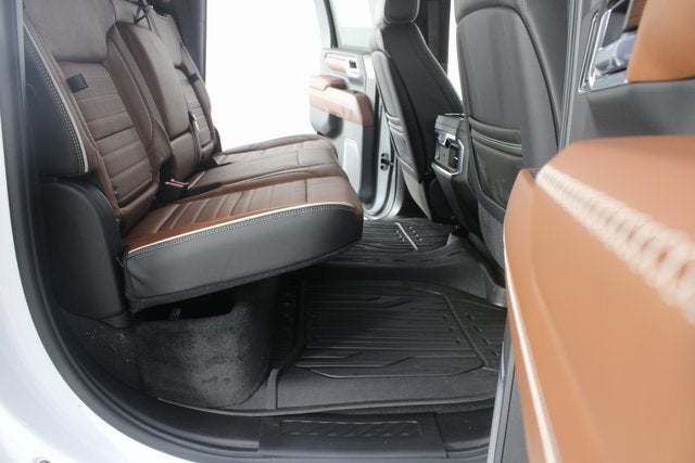 2026 GMC Sierra 3500 HD Denali Ultimate DRW