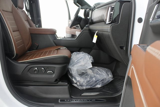 2026 GMC Sierra 3500 HD Denali Ultimate DRW