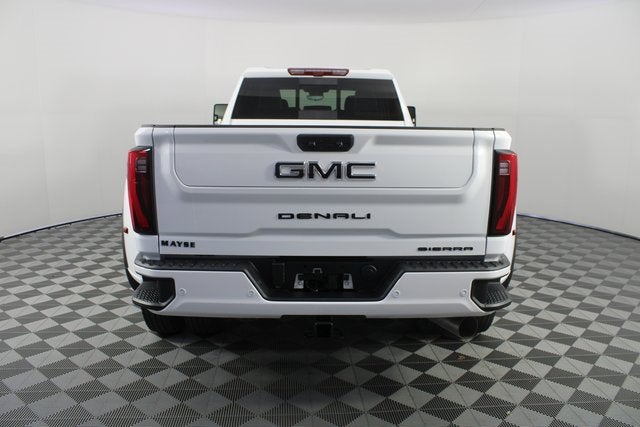 2026 GMC Sierra 3500 HD Denali Ultimate DRW