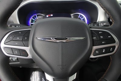 2025 Chrysler Pacifica Hybrid Pinnacle