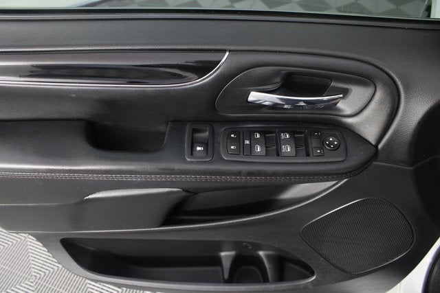 2020 Dodge Grand Caravan SE Plus