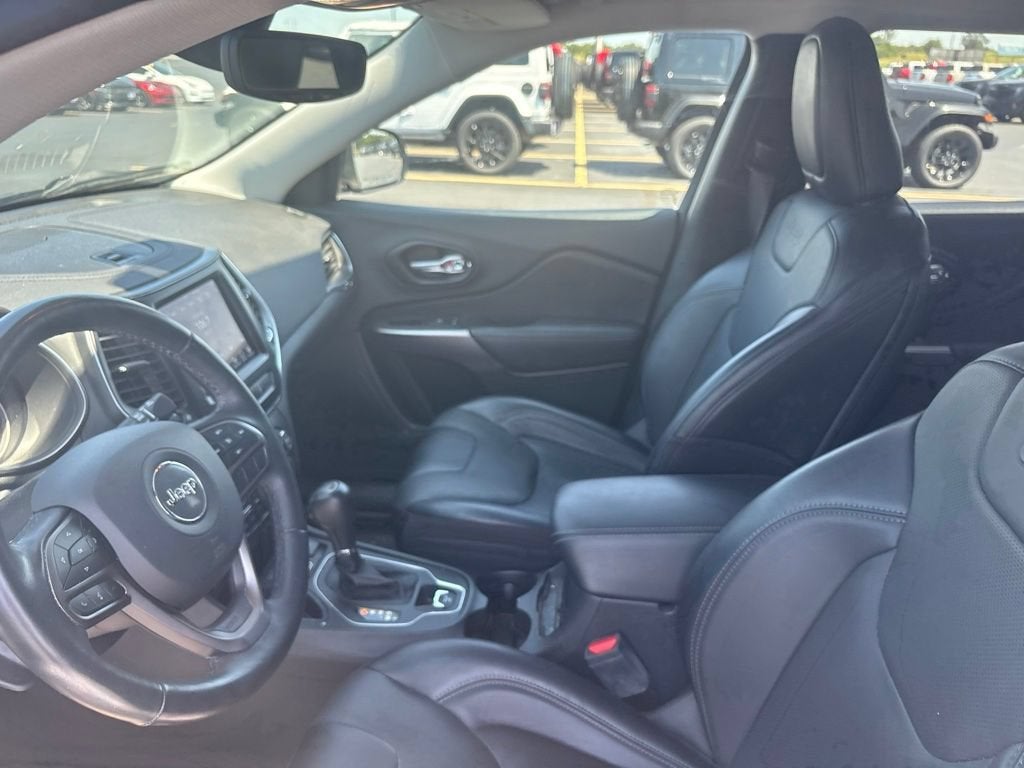 2022 Jeep Cherokee Latitude Lux