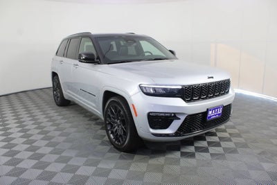 2025 Jeep Grand Cherokee Summit