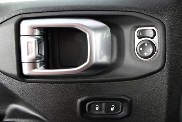 2025 Jeep Wrangler 4xe Willys