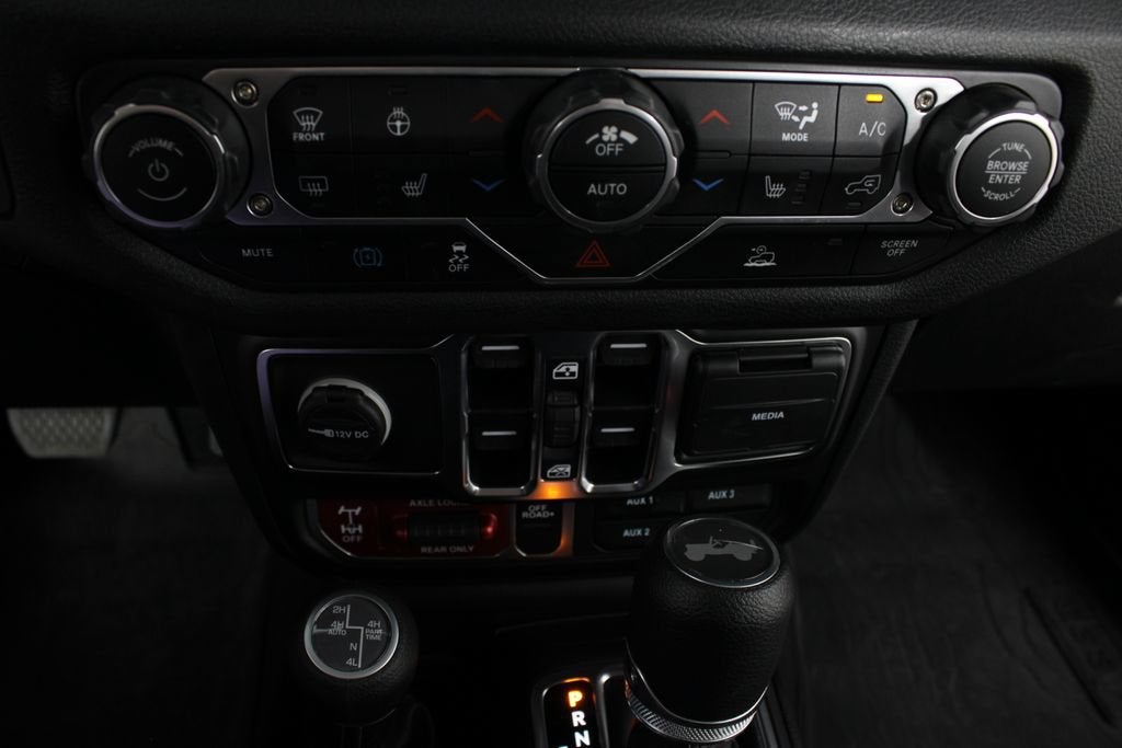 2025 Jeep Wrangler 4xe Willys