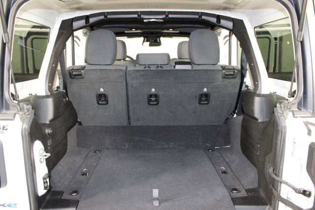 2025 Jeep Wrangler 4xe Willys