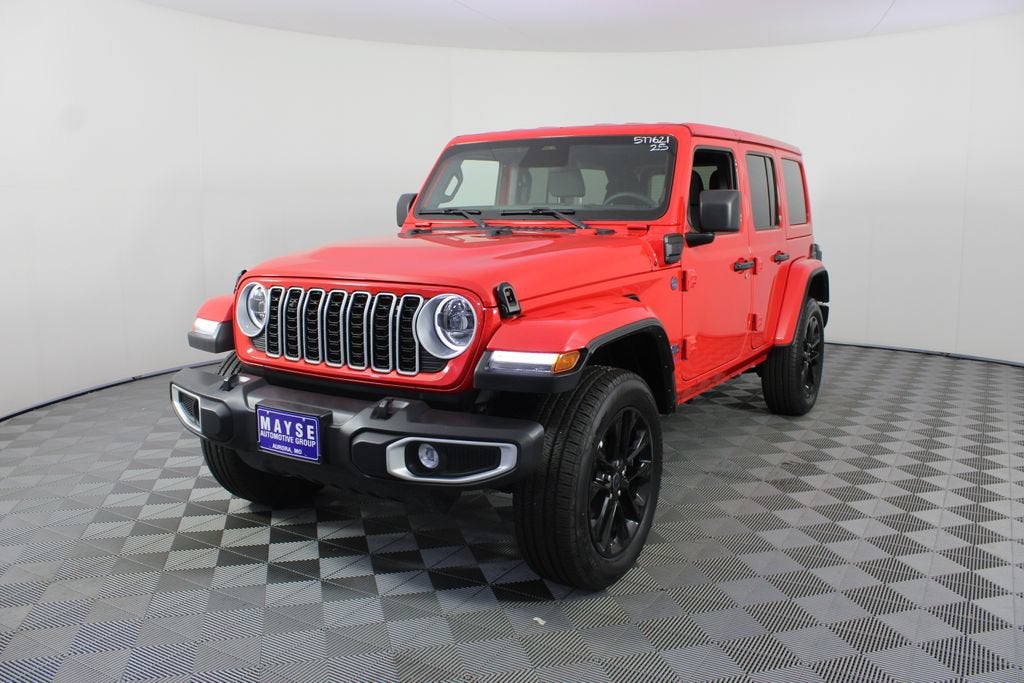 2025 Jeep Wrangler 4xe Sahara