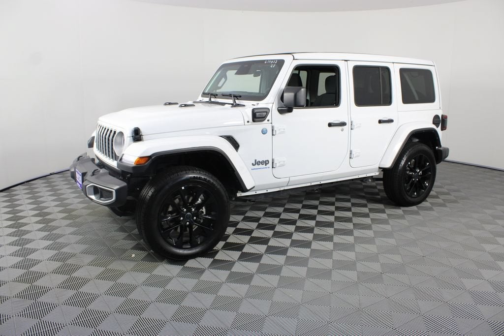 2025 Jeep Wrangler 4xe Sahara