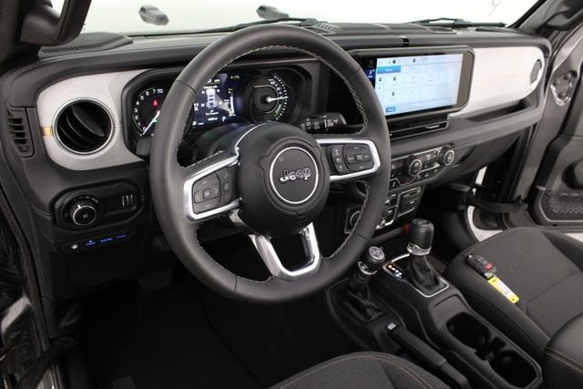 2025 Jeep Wrangler 4xe Sahara