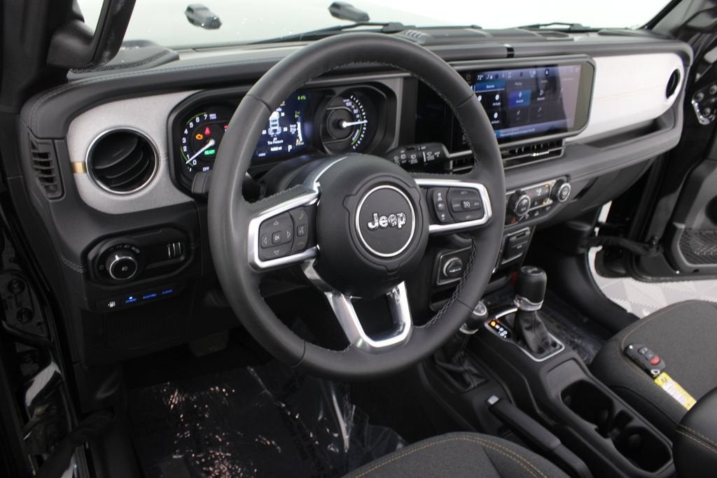 2025 Jeep Wrangler 4xe Sahara