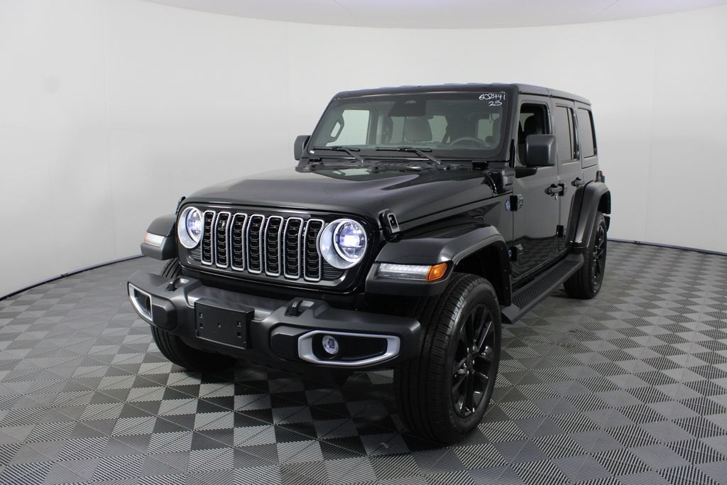 2025 Jeep Wrangler 4xe Sahara