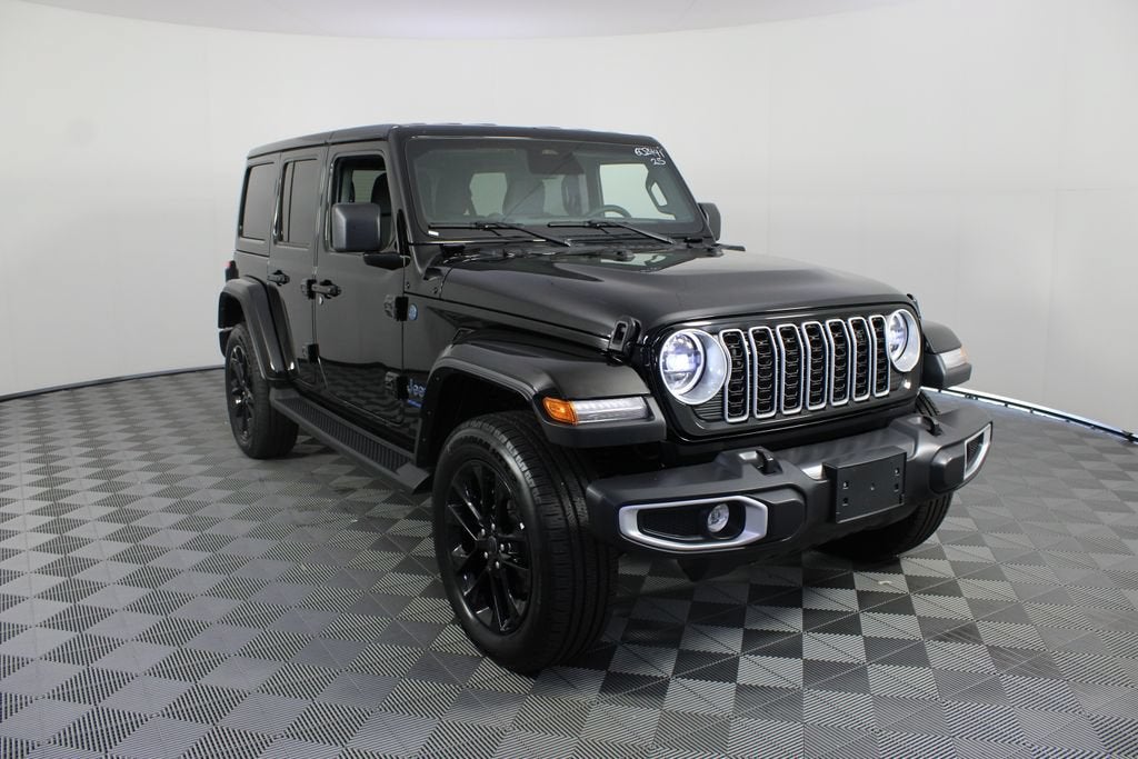 2025 Jeep Wrangler 4xe Sahara