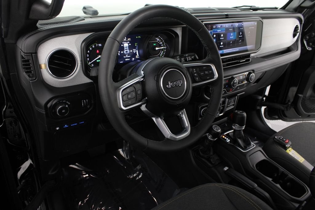 2025 Jeep Wrangler 4xe Sahara