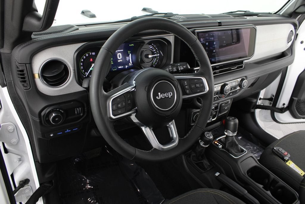 2025 Jeep Wrangler 4xe Sahara