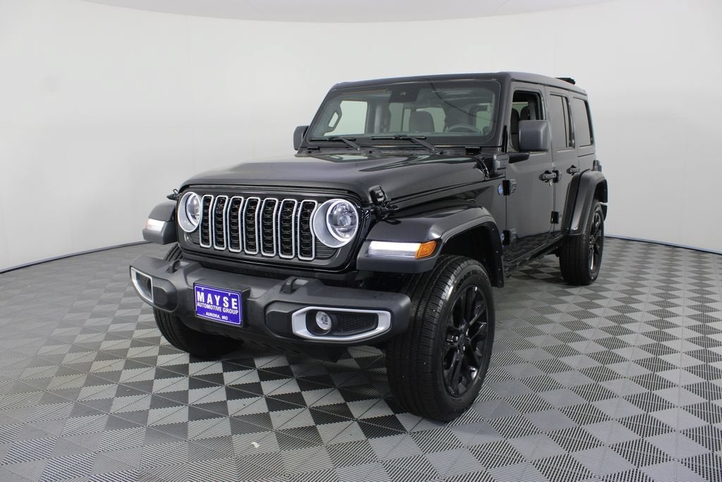 2025 Jeep Wrangler 4xe Sahara