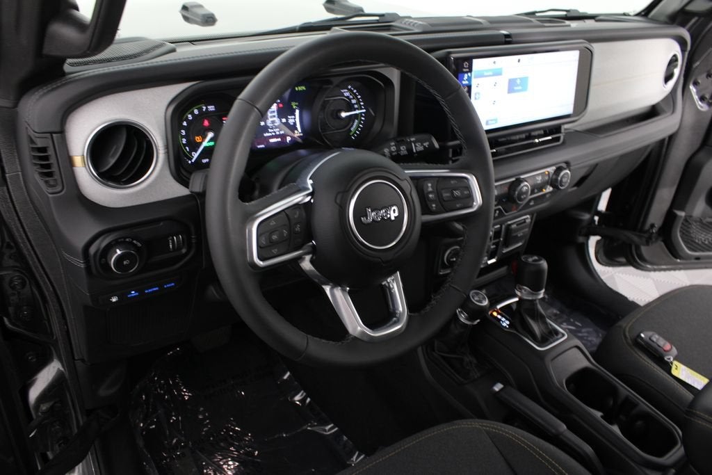 2025 Jeep Wrangler 4xe Sahara