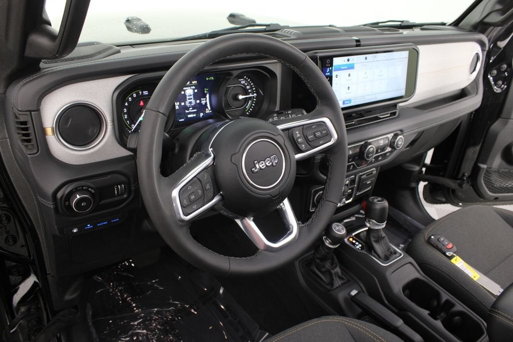 2025 Jeep Wrangler 4xe Sahara