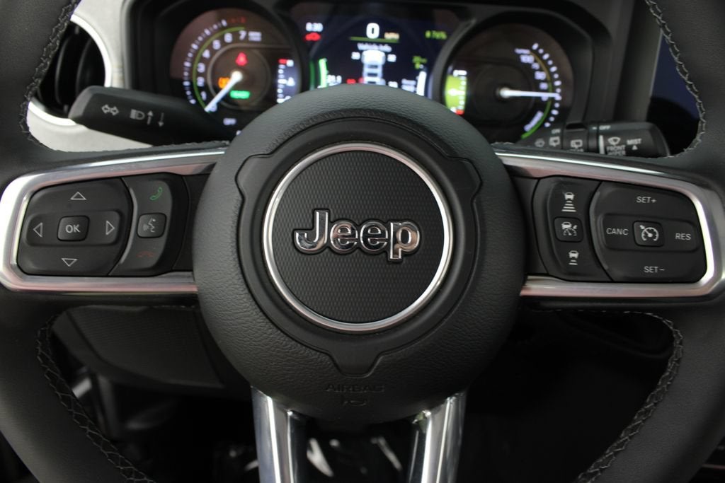 2025 Jeep Wrangler 4xe Sahara