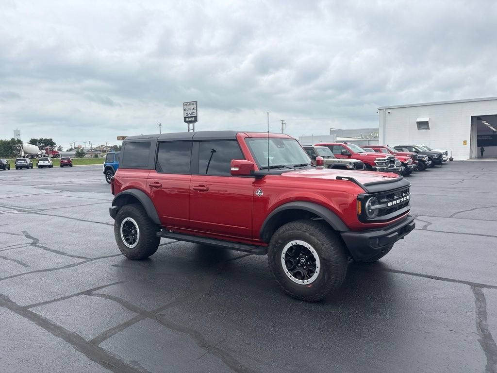 2023 Ford Bronco Base