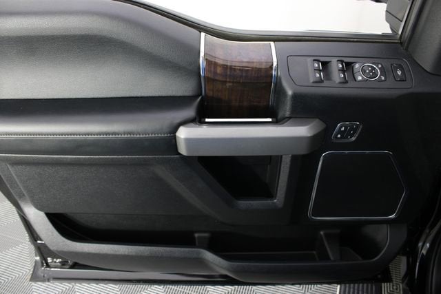 2017 Ford Super Duty F-250 SRW Lariat