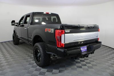 2017 Ford Super Duty F-250 SRW Lariat