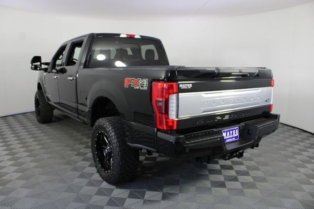 2017 Ford Super Duty F-250 SRW Lariat