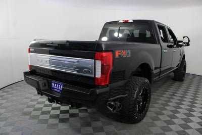 2017 Ford Super Duty F-250 SRW Lariat