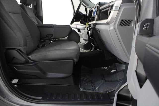 2025 Ford Super Duty F-350 SRW XL