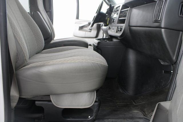 2016 Chevrolet Express Passenger 3500 LT