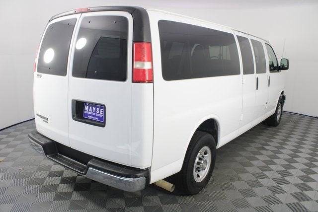 2016 Chevrolet Express Passenger 3500 LT