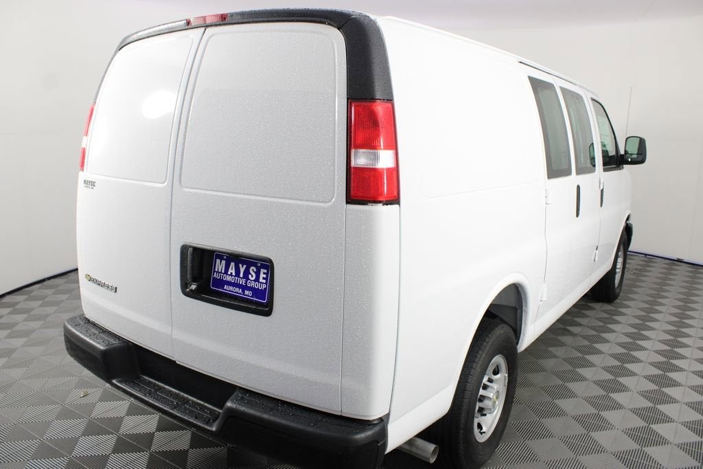 2026 Chevrolet Express Cargo WT