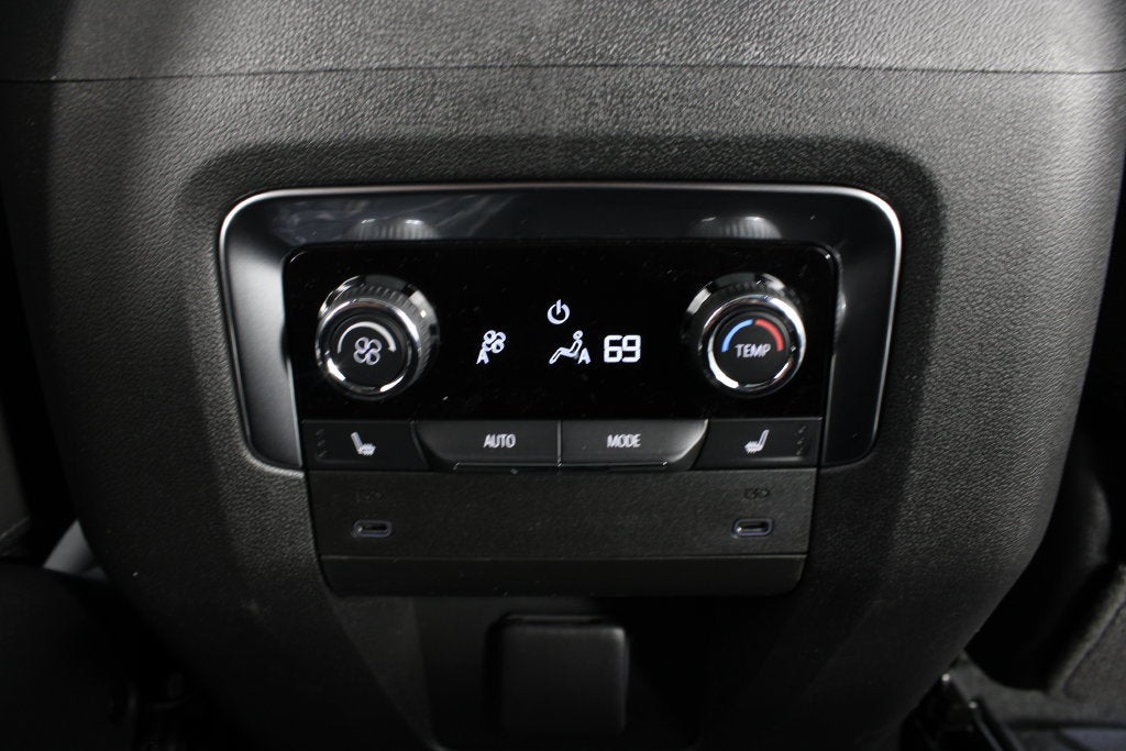 2027 Chevrolet Suburban Z71