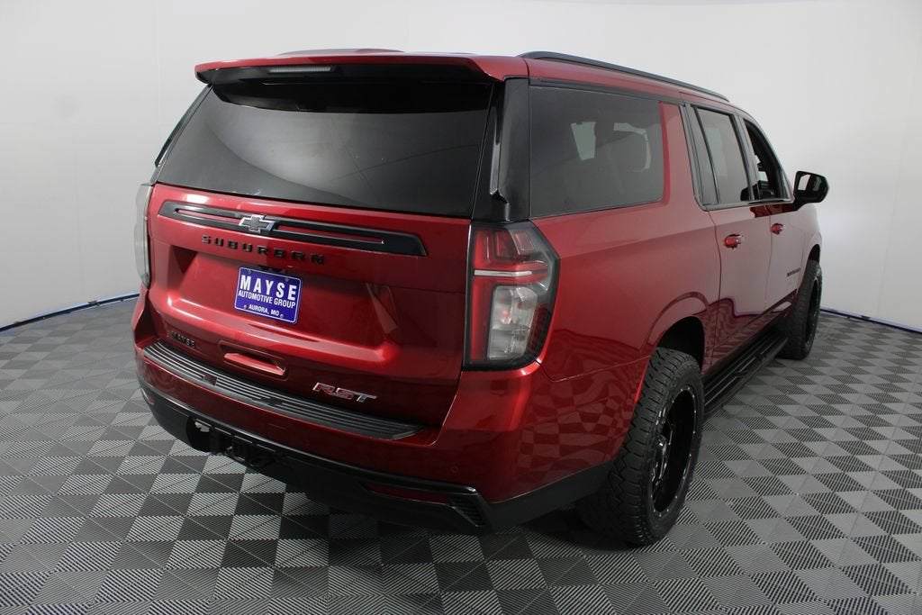 2023 Chevrolet Suburban RST