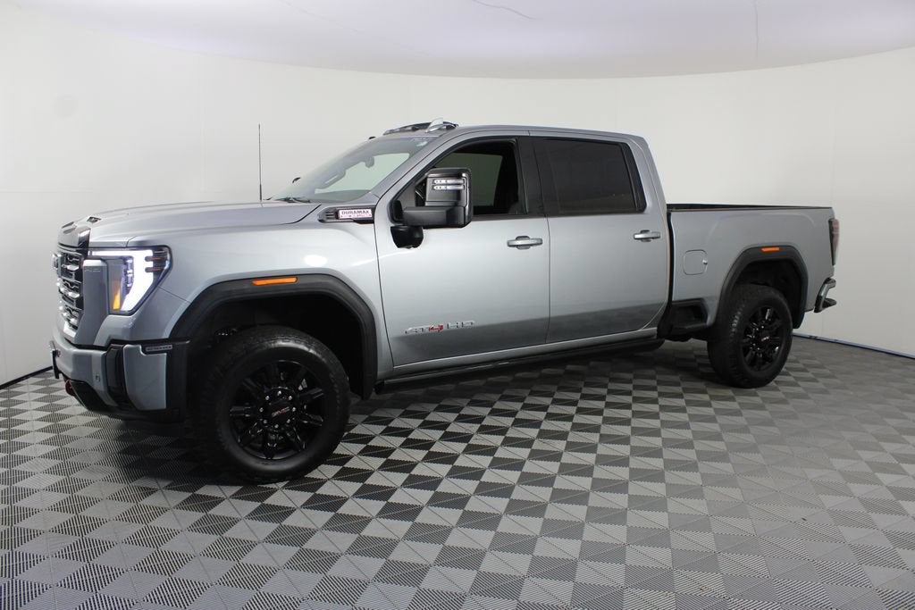 2025 GMC Sierra 2500 HD AT4