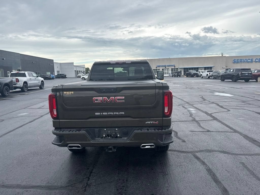 2024 GMC Sierra 1500 AT4