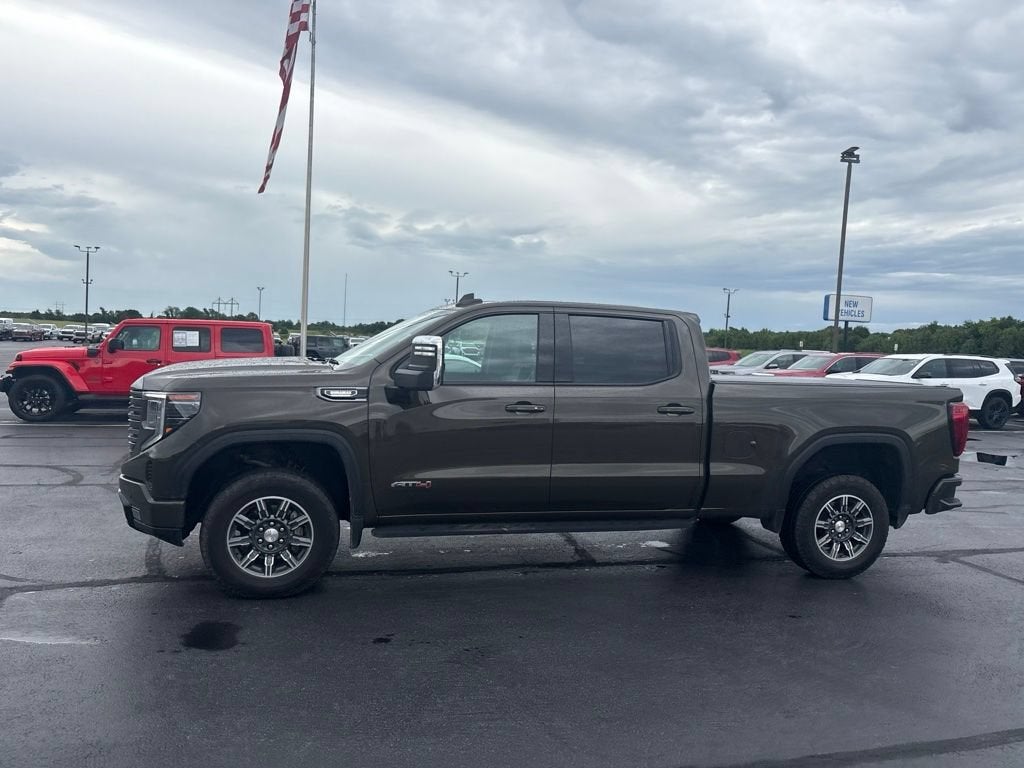 2024 GMC Sierra 1500 AT4
