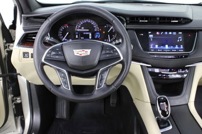 2017 Cadillac XT5 Luxury FWD