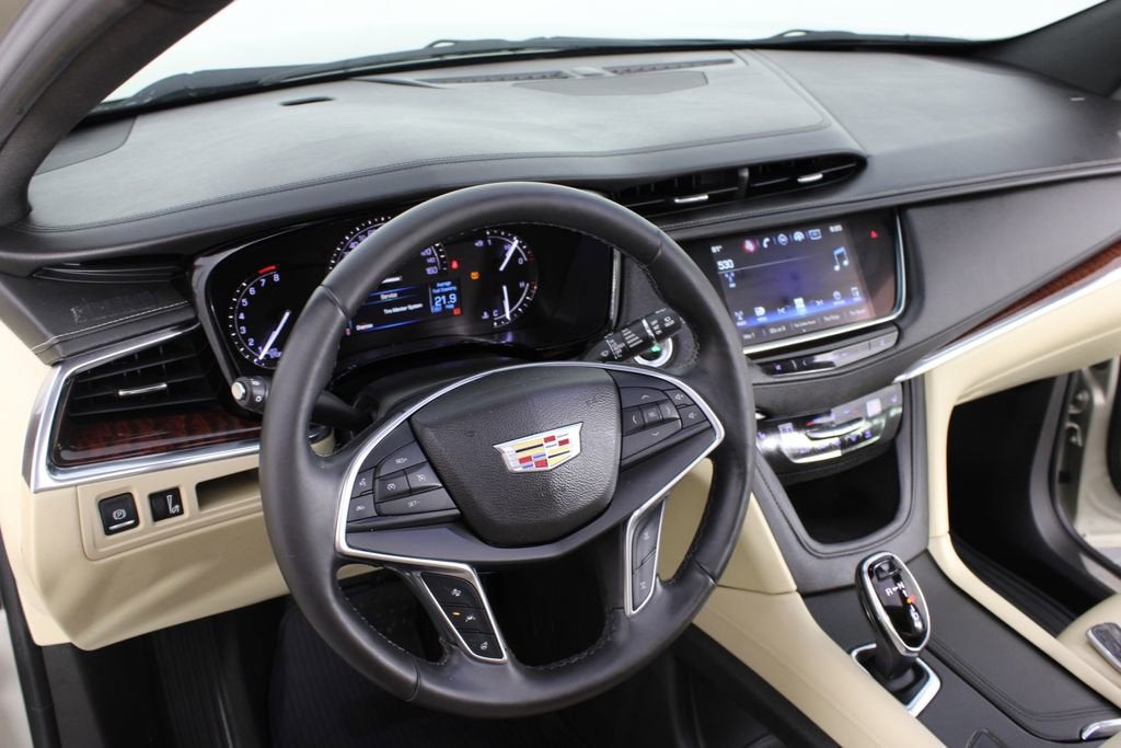 2017 Cadillac XT5 Luxury FWD