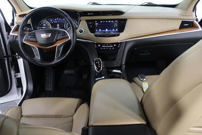 2017 Cadillac XT5 Platinum AWD