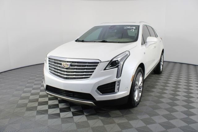 2017 Cadillac XT5 Platinum AWD