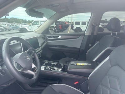 2024 Volkswagen Atlas 2.0T Peak Edition SE w/Technology