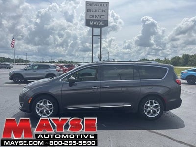 2017 Chrysler Pacifica Touring-L Plus