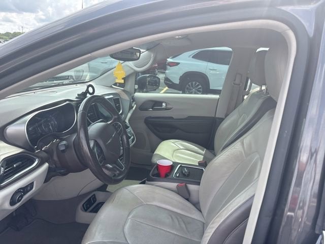 2017 Chrysler Pacifica Touring-L Plus